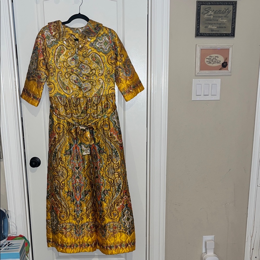 Vintage 1970s Yellow Paisley jumpsuit - Brand Unspecified